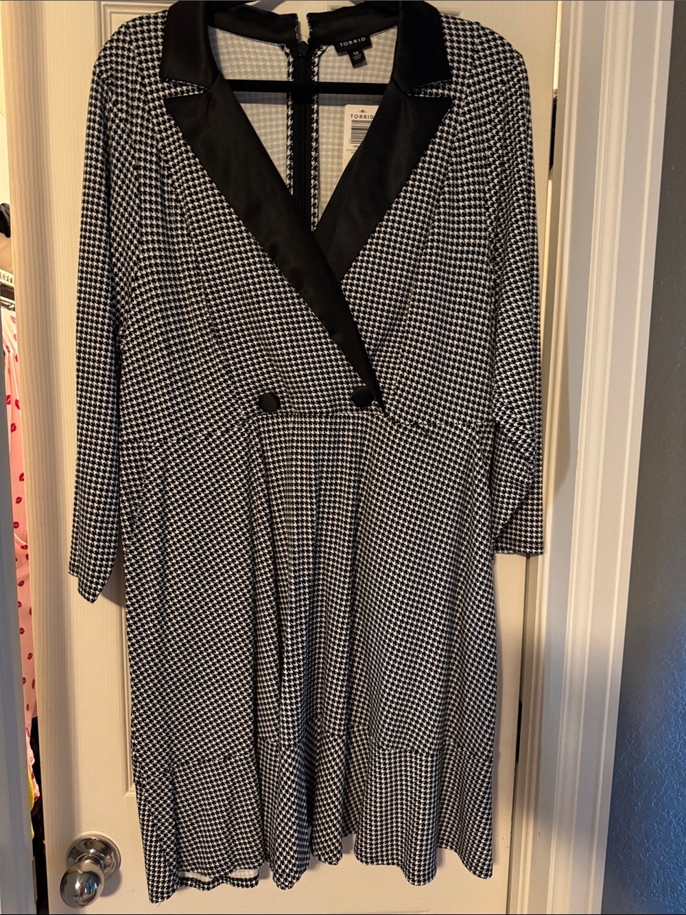 torrid Black and White Houndstooth Wrap Dress with Satin Lapel